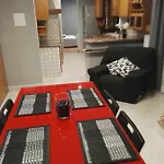 Bed & Breakfast Black-and-white 4*