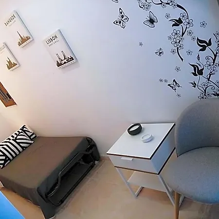 فندق مبيت وإفطار Black-and-white 4*