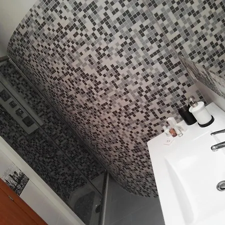 Black-and-white غالّيبولي