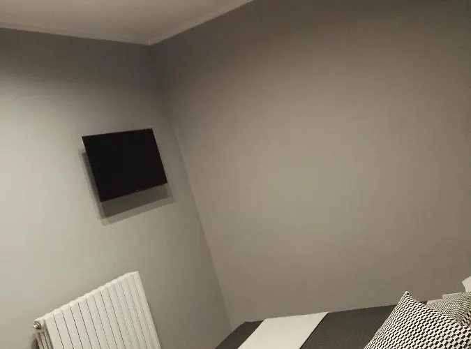 Black-and-white 4* Gallipoli