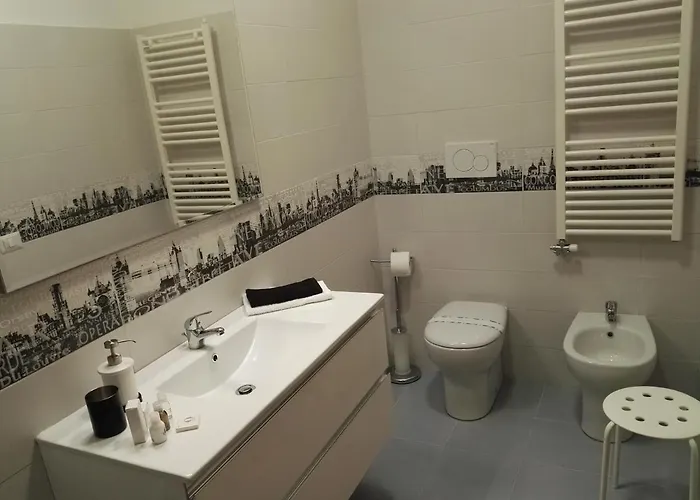 Bed & Breakfast Black-and-white Gallipoli